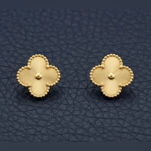 Elegant VCA Gold Flower Stud Earrings